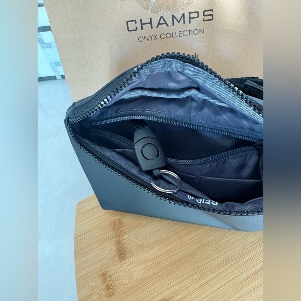 NWT Luxury RFID-Blocking Belt Bag | Champs Onyx Collection | Black | Gift Ready - Picture 14 of 16